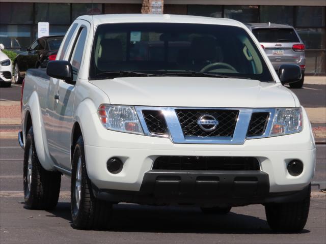 2016 nissan frontier sv