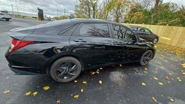 2021 hyundai elantra sel