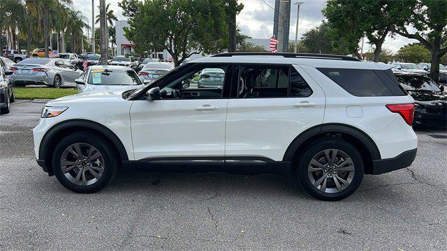 2022 ford explorer xlt