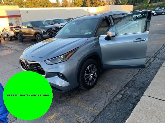2022 toyota highlander xle