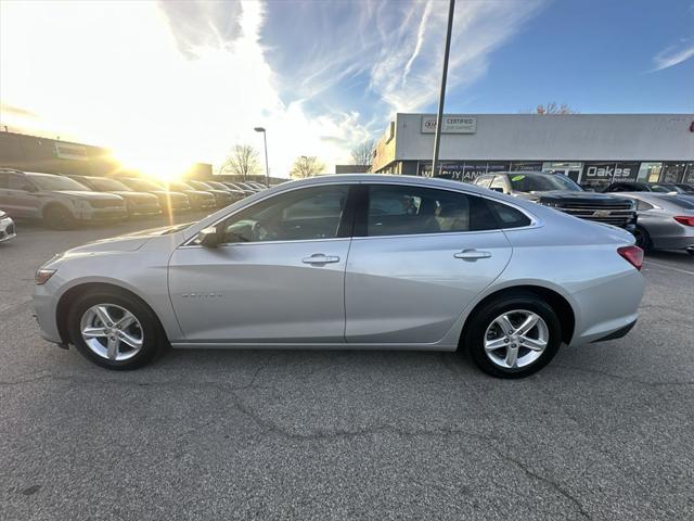 2022 chevrolet malibu 1ls