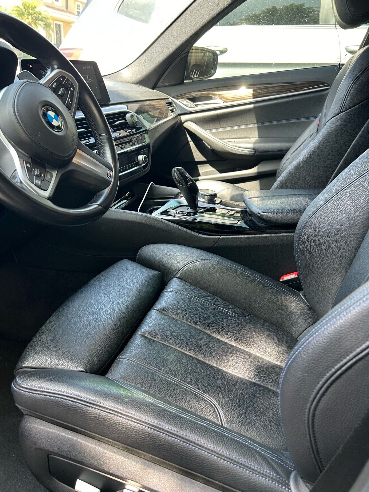 2019 bmw 5-series i