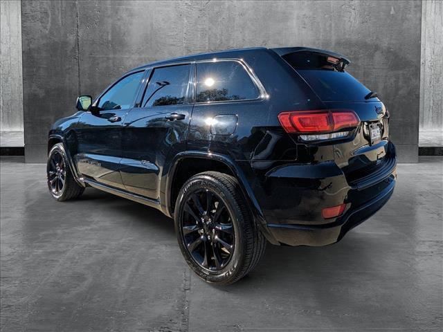 2021 jeep grand cherokee laredo