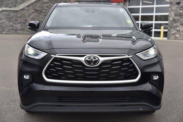 2022 toyota highlander le in denver, colorado
