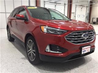 2021 Ford Edge titanium