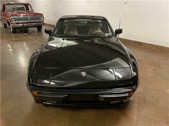 1984 porsche 944 black no accidents no rust drives good