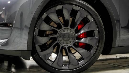 2021 Tesla Model Y performance