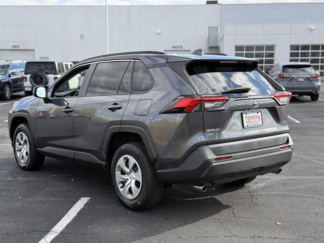 2019 toyota rav4 le
