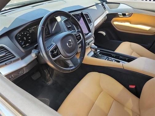 2017 volvo xc90