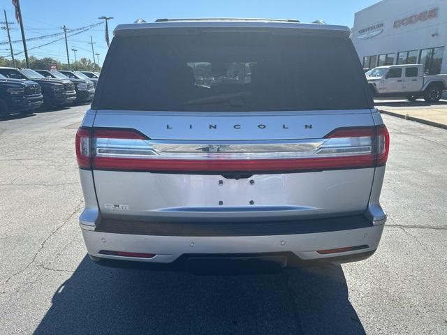 2019 lincoln navigator black label