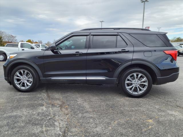 2022 ford explorer xlt