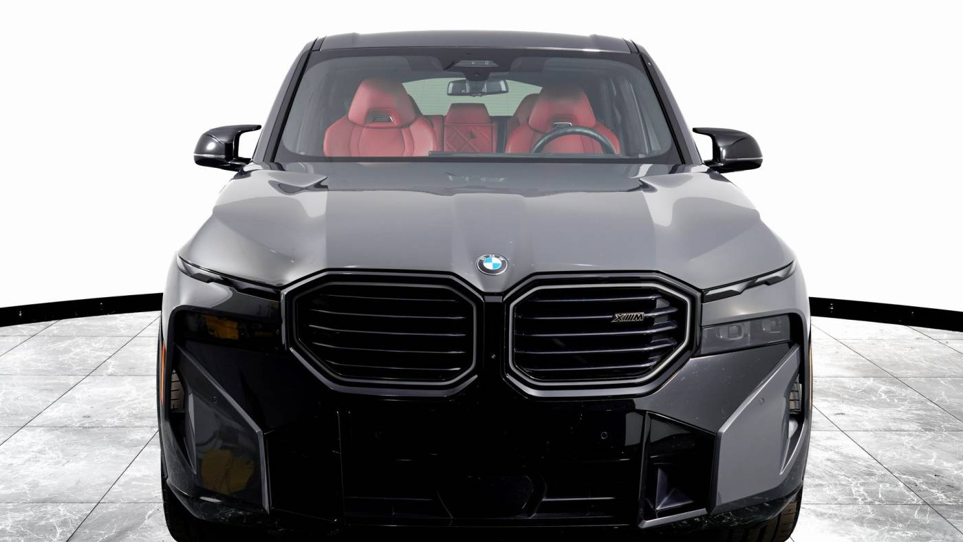 2023 bmw xm base