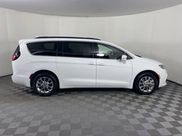 2022 chrysler pacifica touring l