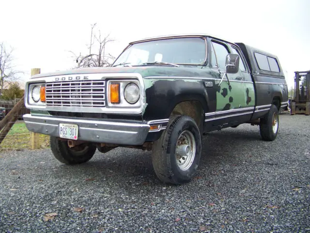 1978 dodge w200 club cab adventurer model low miles, solid and straight