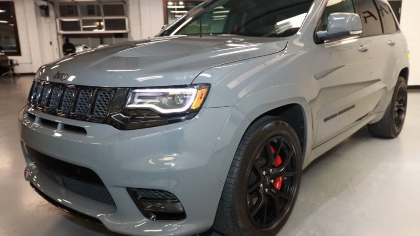2019 jeep grand cherokee srt