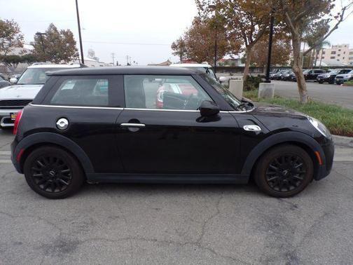 2019 mini hardtop in milwaukee, wisconsin