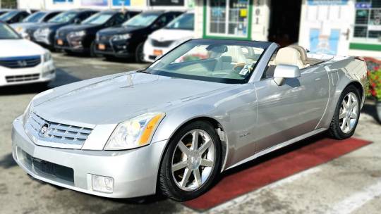 2005 Cadillac XLR