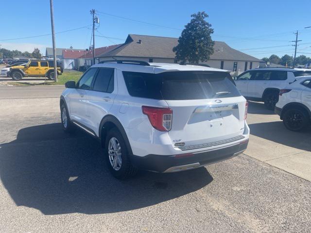 2023 ford explorer xlt