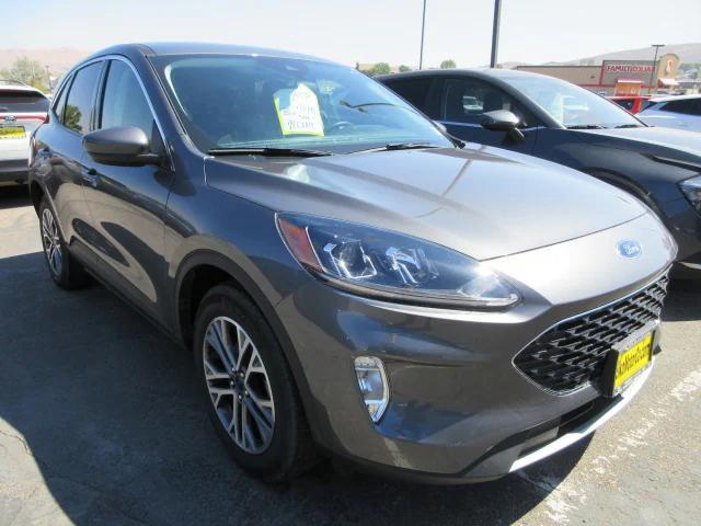 2022 ford escape sel