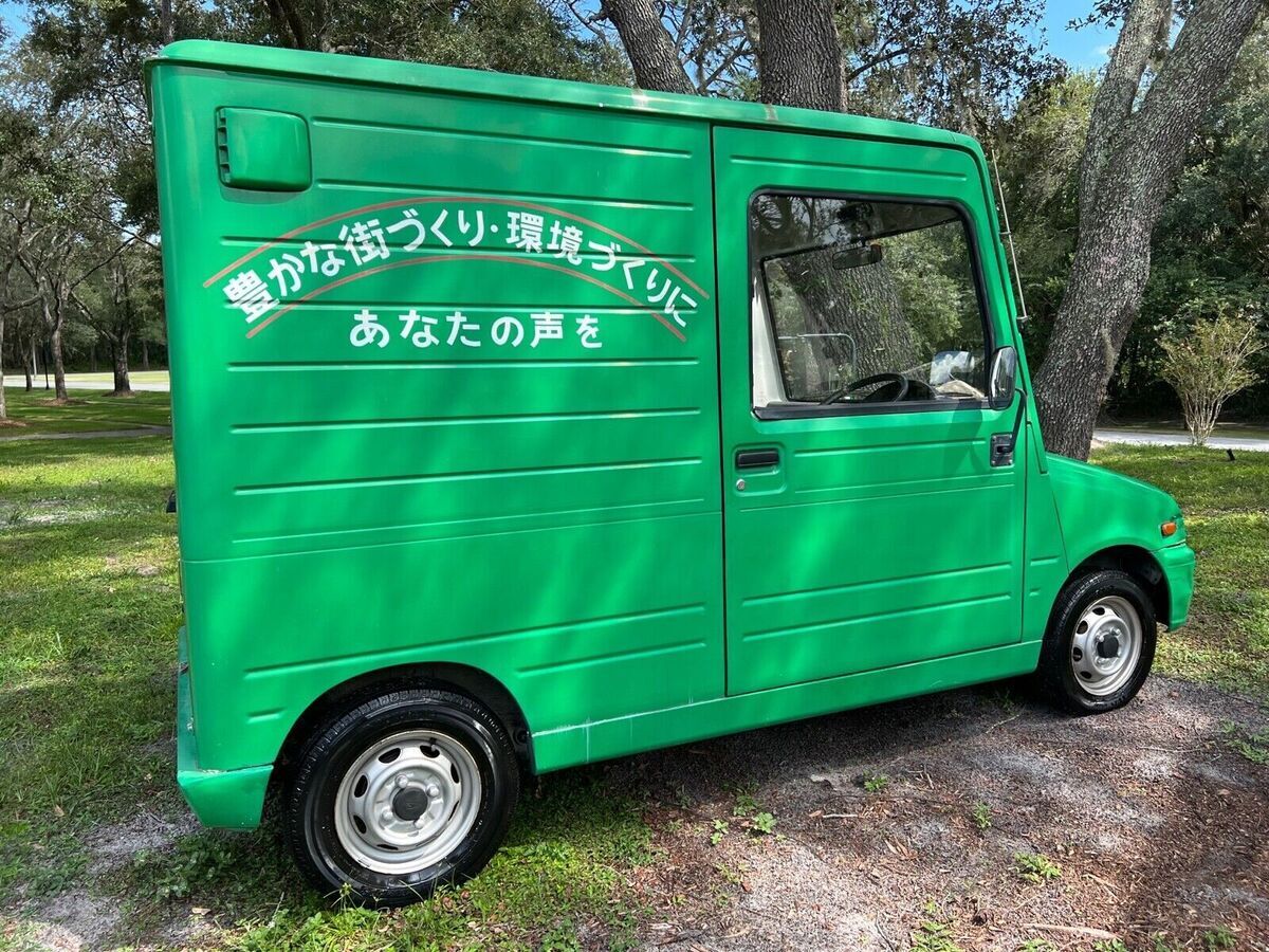 1993 daihatsu mira van green fwd manual