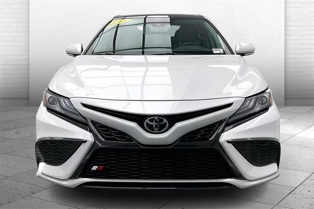 2021 toyota camry xse v6