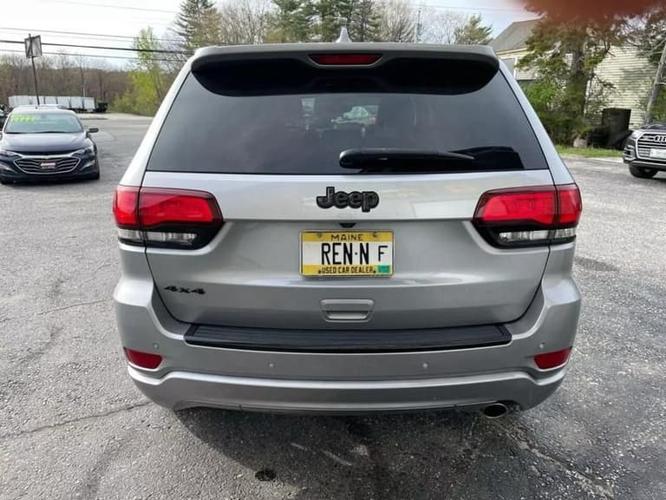2017 jeep grand cherokee laredo 4dr 4x4 in auburn, maine