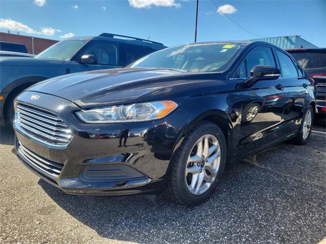 2014 ford fusion se