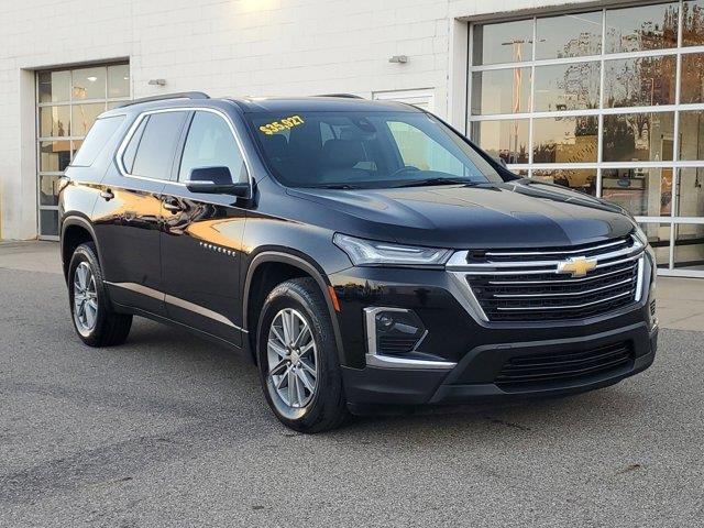 2023 chevrolet traverse lt leather