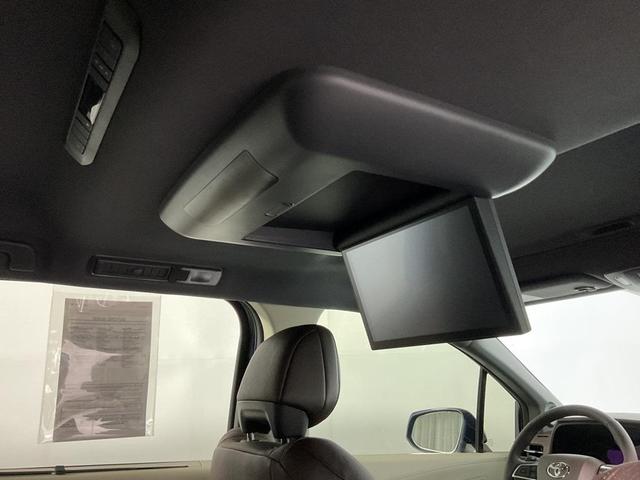 2024 toyota sienna platinum 7 passenger