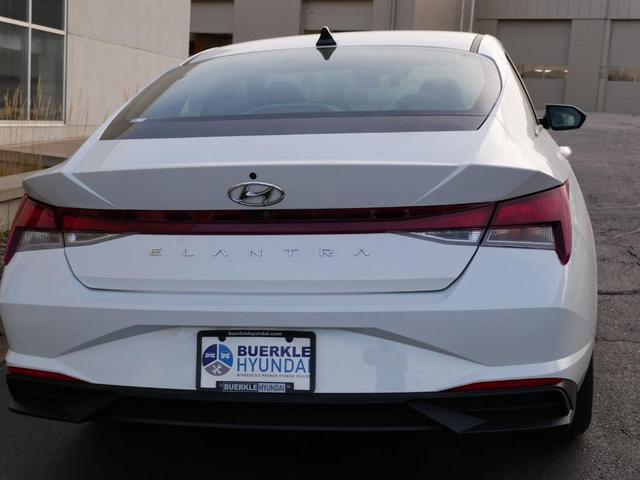 2021 hyundai elantra sel