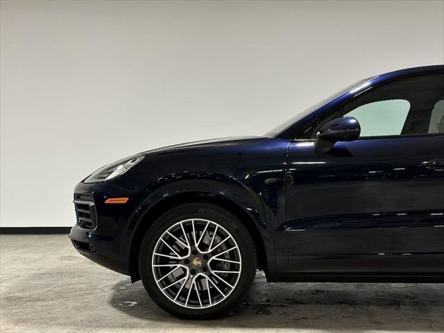 2021 porsche cayenne base