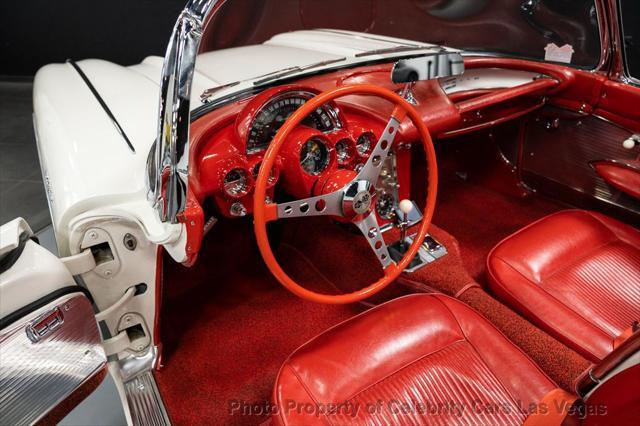 1961 chevrolet corvette base