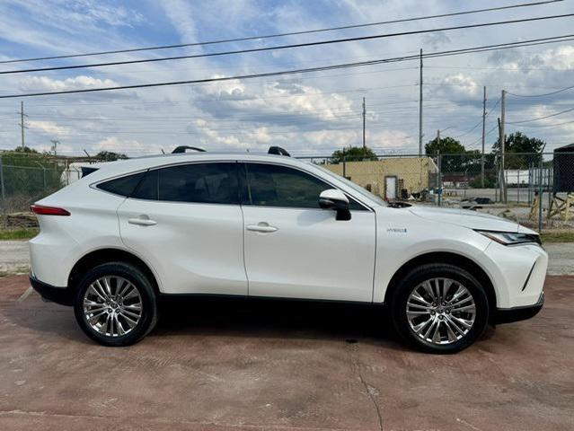 2021 toyota venza xle