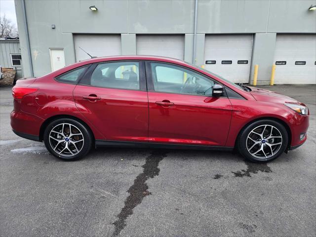 2017 ford focus sel