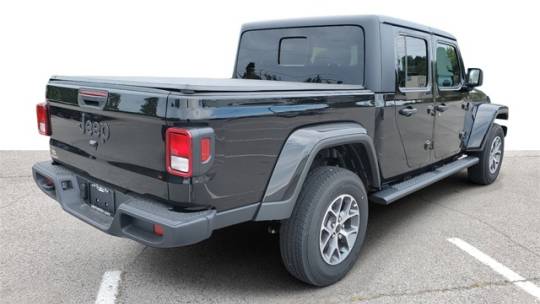 2024 Jeep Gladiator s