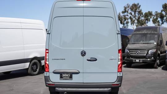 2025 Mercedes-Benz Sprinter