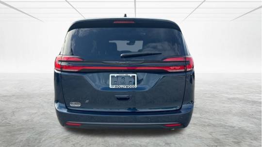 2025 Chrysler Pacifica