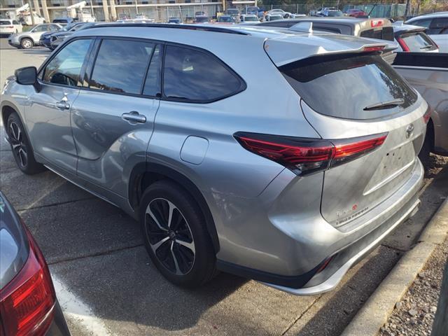 2021 toyota highlander xse