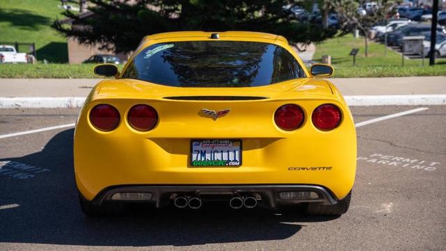 2005 chevrolet corvette base