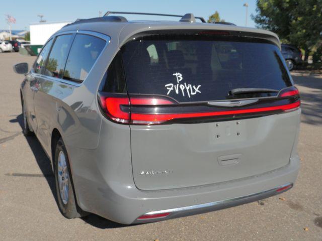2022 chrysler pacifica touring l