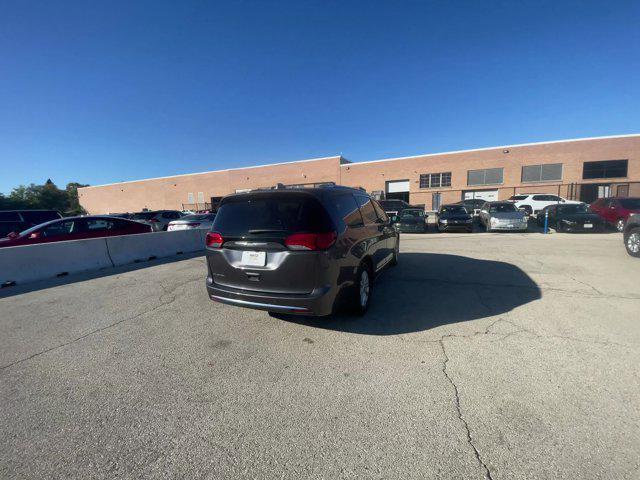 2019 chrysler pacifica touring l