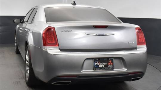 2018 Chrysler 300 limited