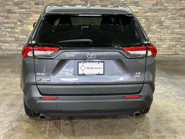 2022 toyota rav4 le