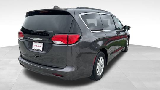 2021 Chrysler Voyager