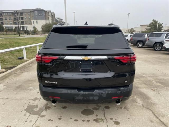 2023 chevrolet traverse lt leather