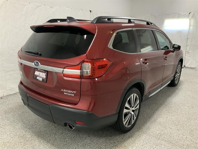2022 subaru ascent limited 7-passenger