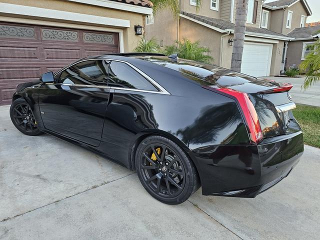 2011 cadillac cts-v base