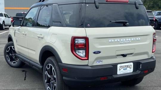 new 2024 ford bronco sport outer banks