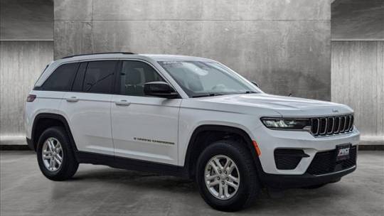 2022 jeep grand cherokee laredo