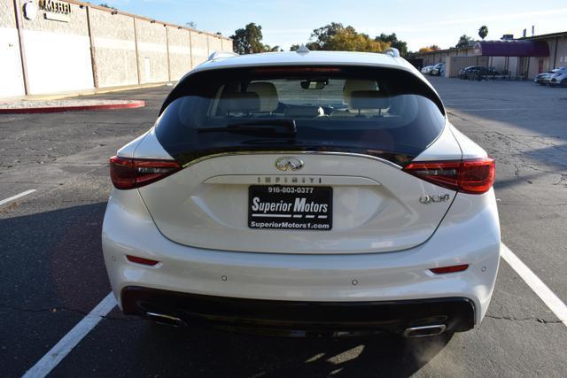 2017 infiniti qx30 premium